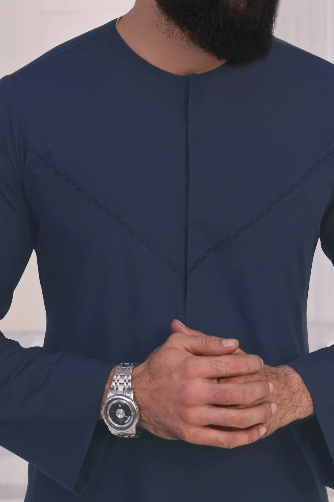 Emirati Thobe - Relaxed sophistication - Ainsunnah